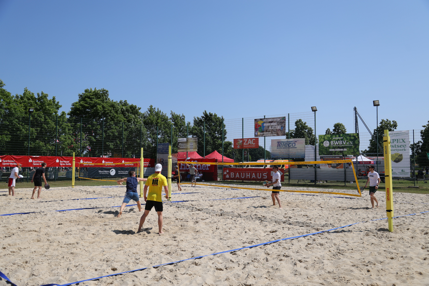 MÖBEL HÖFFNER Beach Tennis Turnier